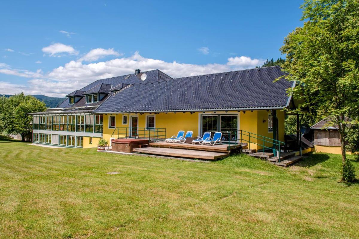 Huette Zum Verlieben Gurk Bagian luar foto
